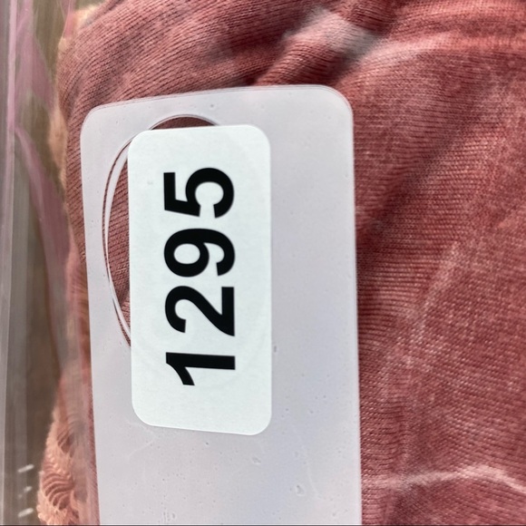 Gimmicks by BKE pink boho cut out lace embroidered LS top, XS - Picture 10 of 11